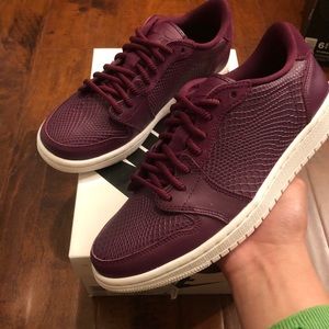 WMNS AIR JORDAN 1 RETRO LOW NS